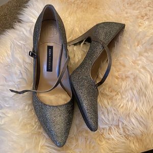 Dana Buchman Sparkling Heels, New, Size 9M